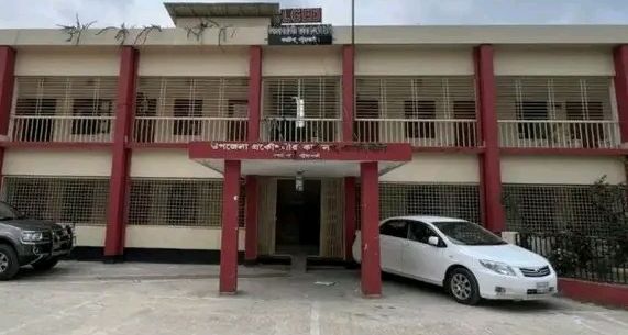গলাচিপায় এলজিইডির উন্নয়নের কাজে অনিয়মের অভিযোগ