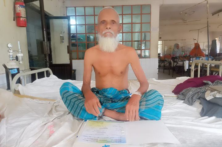 অর্থাভাবে থমকে গেছে সিরাজ মল্লিকের চিকিৎসা, সহায়তার আবেদন
