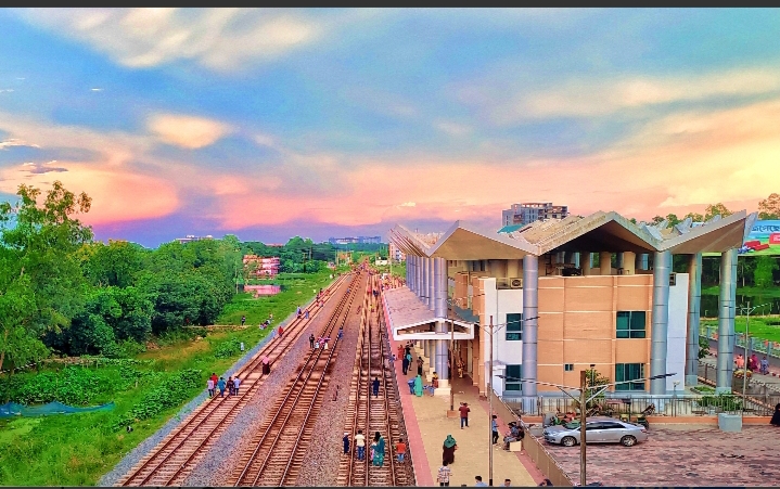 গাজীপুরের কালিয়াকৈরে ৮৪ কোটির টাকা ব্যয়ে নির্মিত হাইটেক পার্ক স্টেশন এখন মাদকসেবীদের দখলে