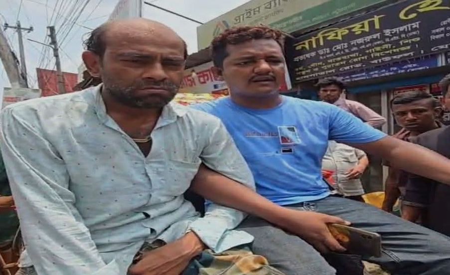 বাউফলে মদসহ সুজন নামে এক ব্যক্তি আটক