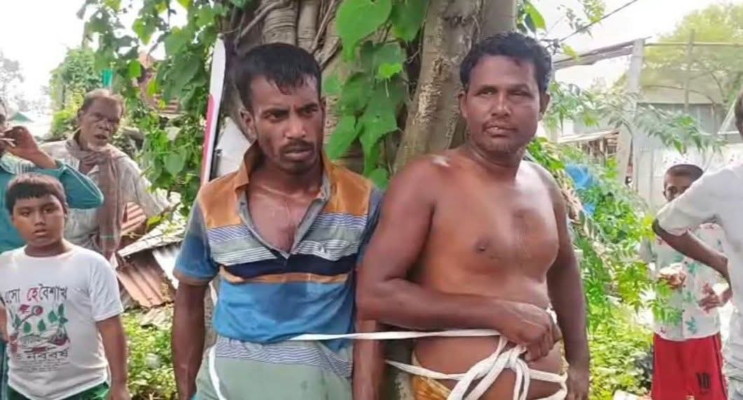 কালিয়াকৈরে পিকআপে তিনটি গরু সহ ৩ চোর আটক