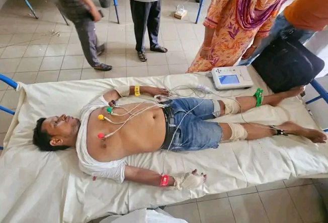 বাইক দুর্ঘটনায় আহত সাংবাদিক শহিদুল ইসলাম সহিদ সরদার,হাসপাতালে ভর্তি
