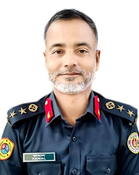 রংপুর কেন্দ্রীয় কারাগারের কারাক্যান্টিন থেকেই প্রতি মাসে ৫ লাখ টাকা গুনে গুনে নেন ডিআইজি মোঃ কামাল