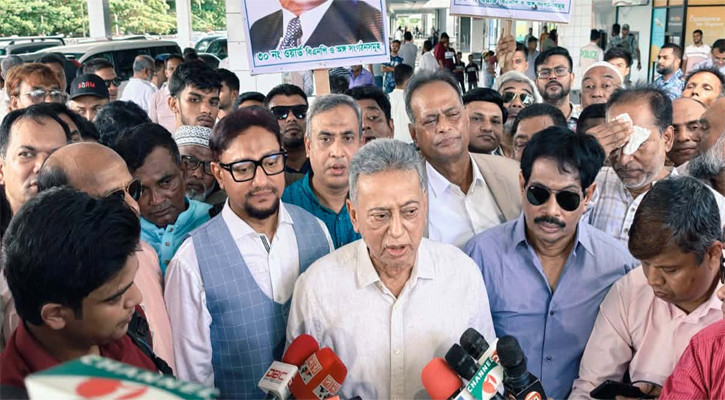 ফ্রি ট্রেড জোন, কার্গো হাব ও নতুন বন্দর পরিকল্পনায় বদলে যাবে চট্টগ্রাম : আমির খসরু