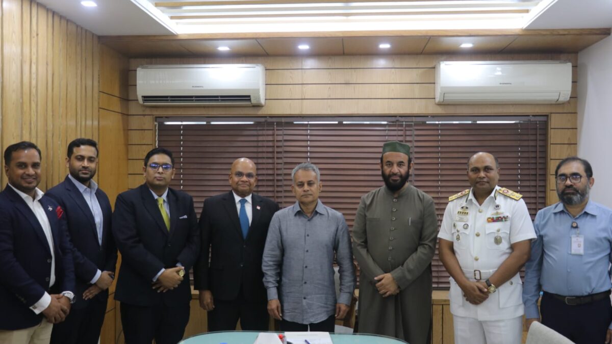 লালদিয়া কনটেইনার টার্মিনালকে আধুনিক, পরিবেশবান্ধব গ্রিন টার্মিনাল হিসেবে গড়ে তোলা হচ্ছে: নৌপরিবহন মন্ত্রী