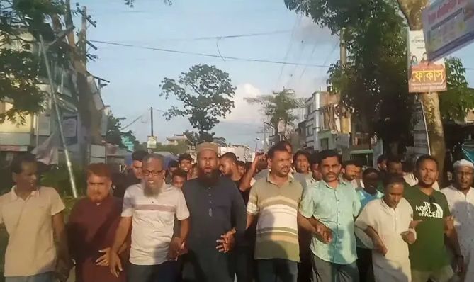 যুবদলের নতুন কমিটি ঘিরে দুমকিতে উওেজনা, বাতিলের দাবিতে বিক্ষোভ