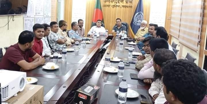 বরগুনার সাংবাদিক আসাদ সবুজকে ২৪ ঘন্টার মধ্যে নিঃশর্ত মুক্তির দাবী