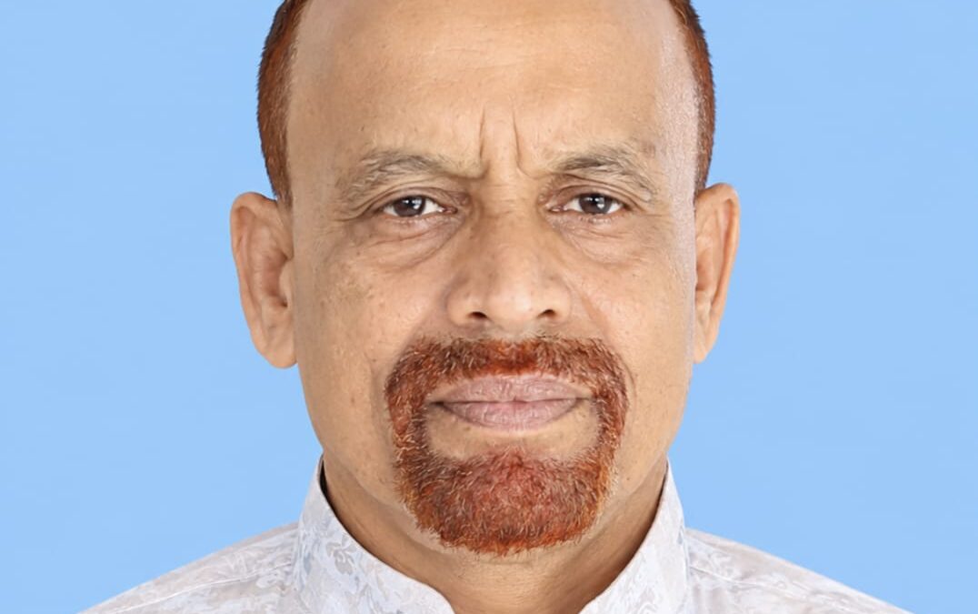 অসহায় মানুষের পাশে আনোয়ার হোসেন মোল্লা, কাউন্সিলর পদপ্রার্থী হিসেবে চান জনসেবার সুযোগ